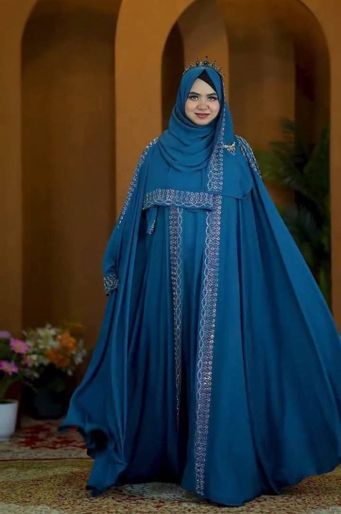 Luxury Dubai Cherry Sehzadi Abaya with Inner, Koti & Hijab - Image 3